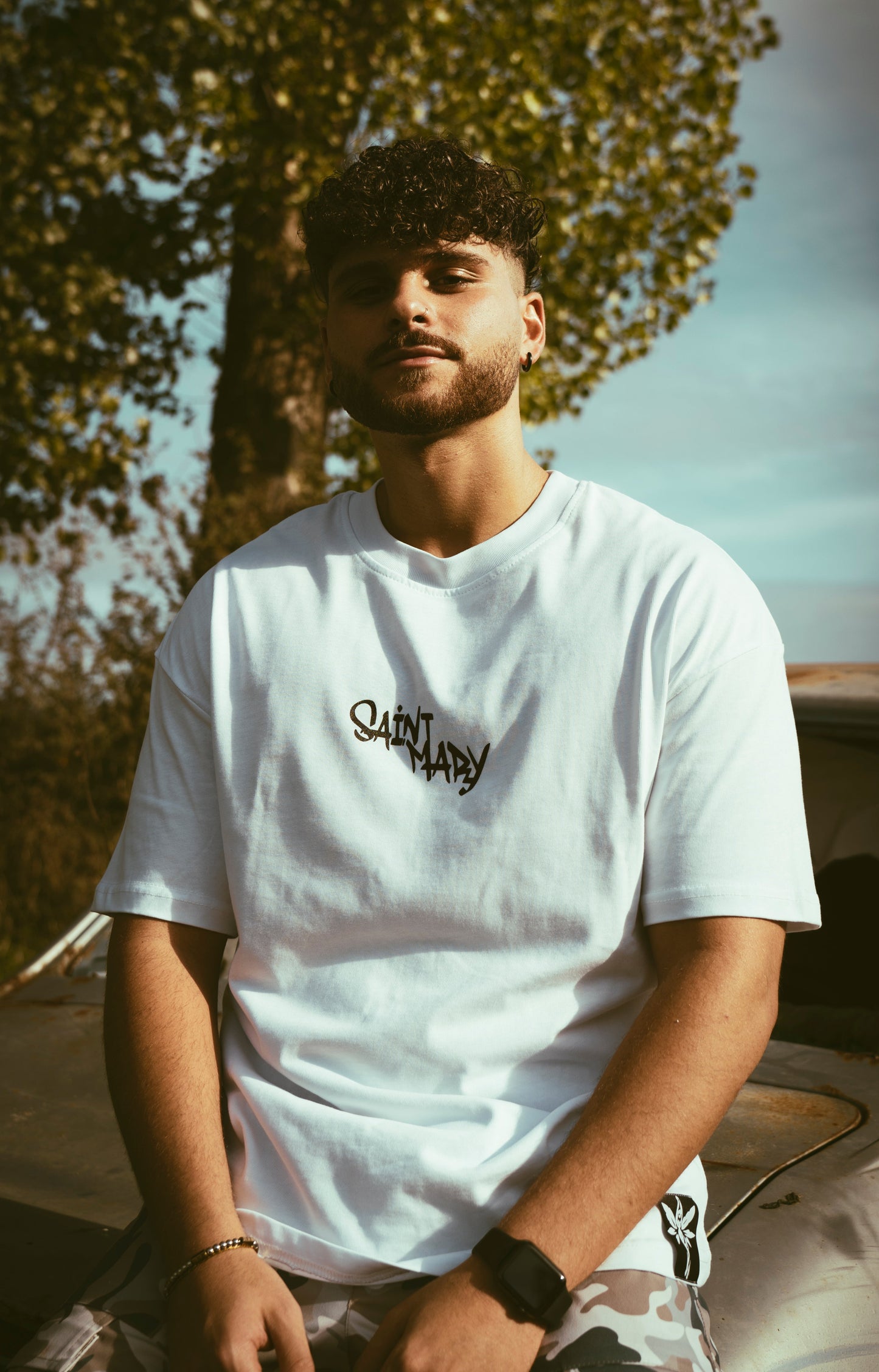 Saint Mary classic tee